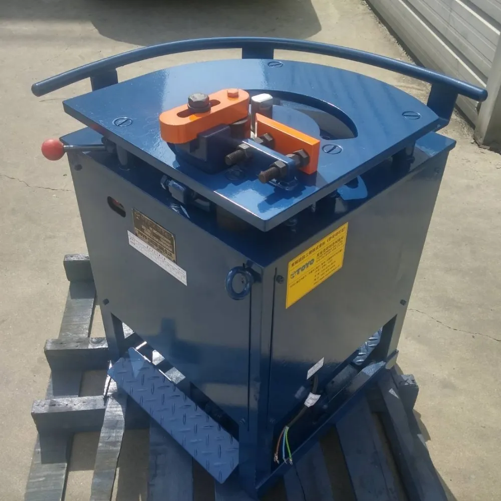 Kiểm tra máy uốn sắt trước khi giao