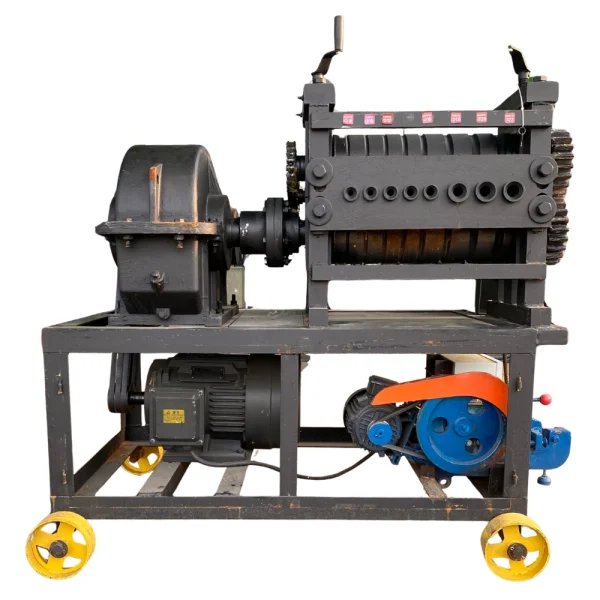 Máy duỗi sắt phế liệu trang bị 2 motor duỗi và cắt độc lập