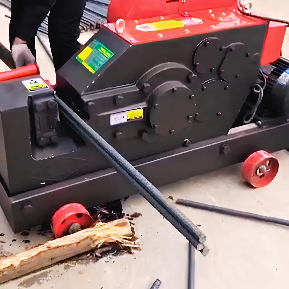 Máy cắt sắt chặt cùng lúc 2 cây phi 25
