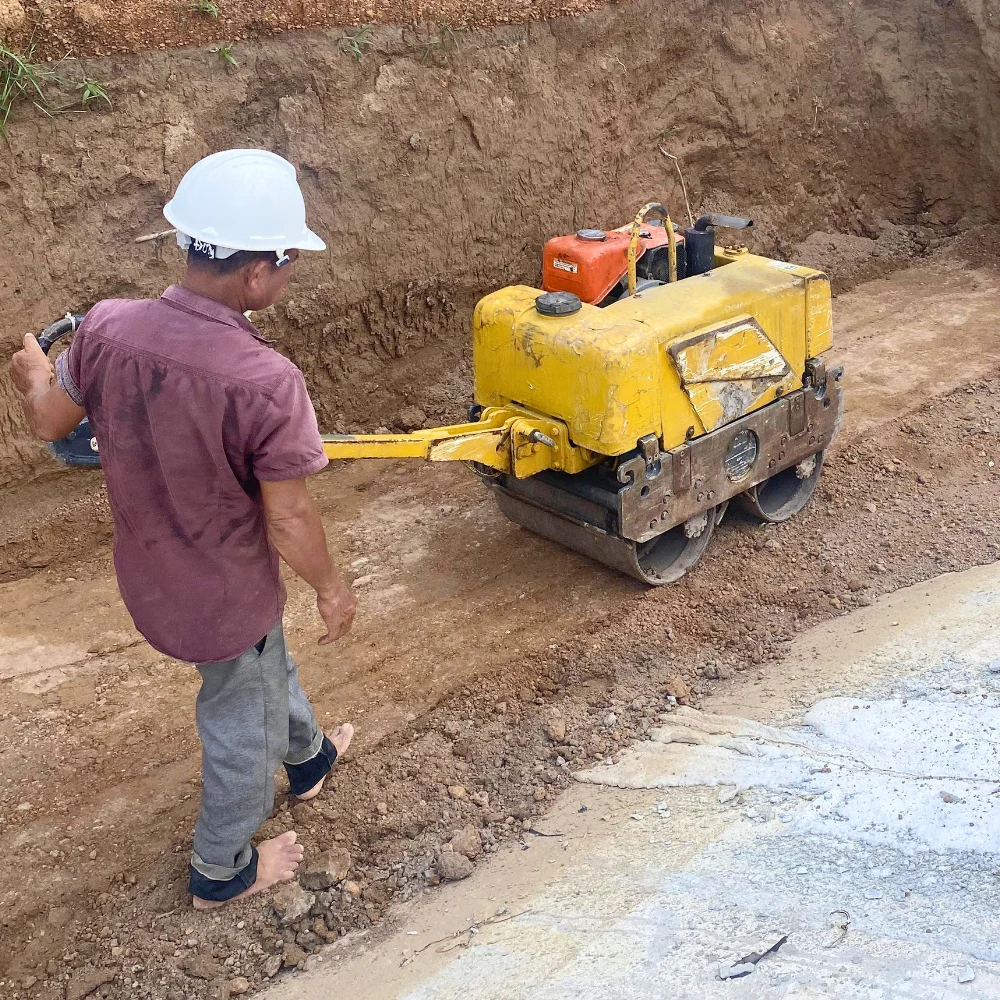 Giao thuê xe lu rung dắt tay 600-650kg tại TPHCM