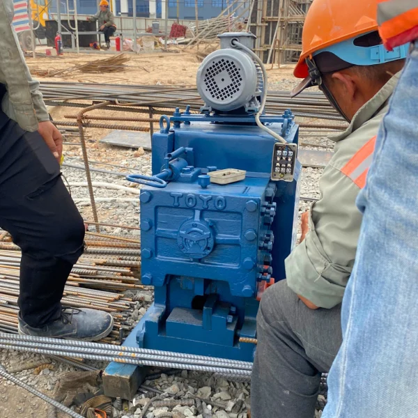 Máy cắt sắt 3 pha phụ trách chặt thép cường độ cao tại các dự án lớn